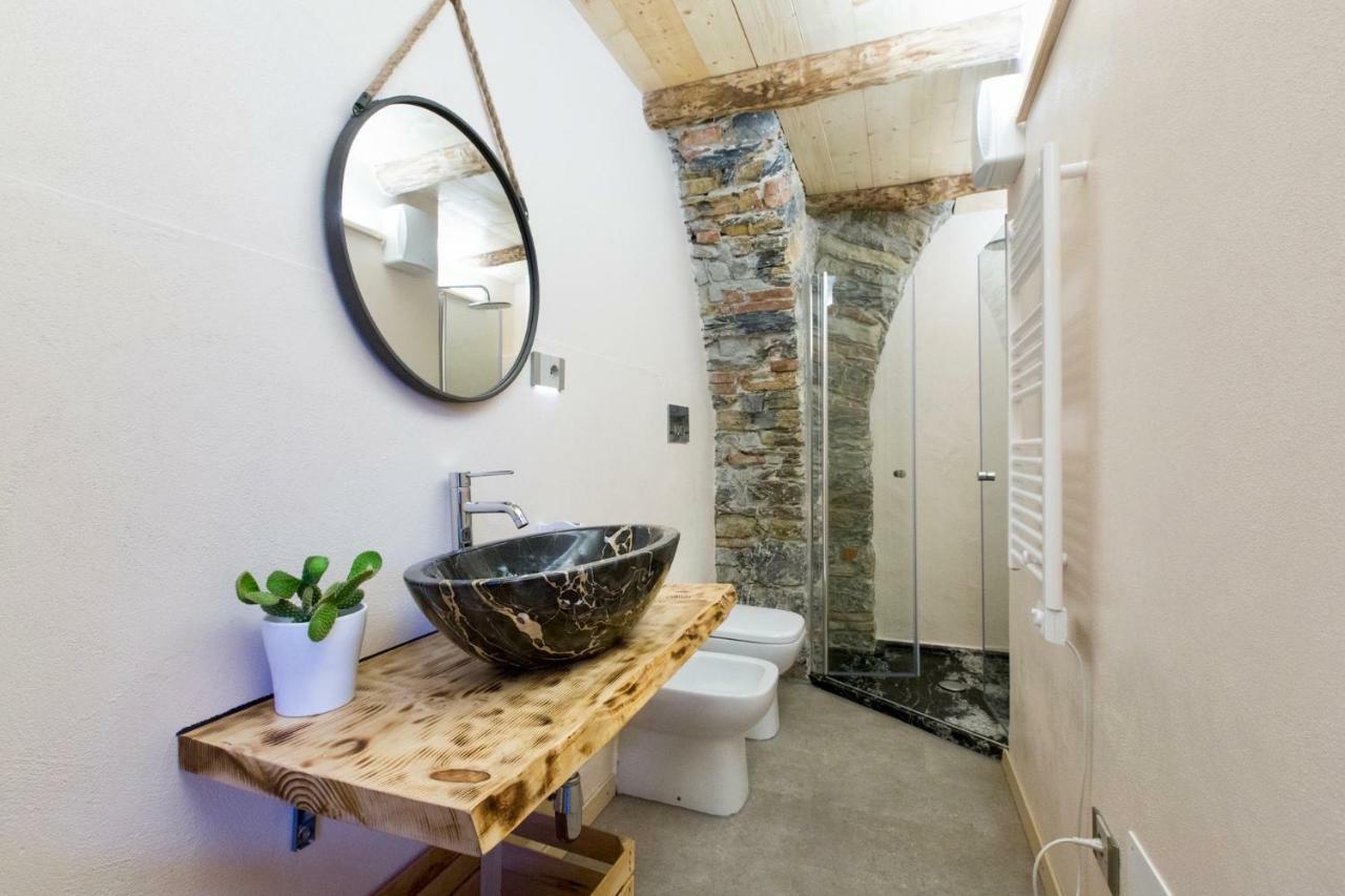 Rock & Wood - Apartment & Room La Spezia Exteriör bild
